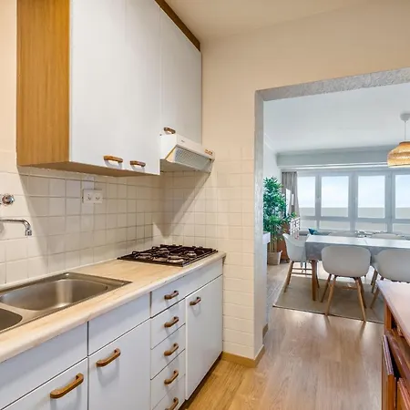 Apartment Zonnig Familie App Op Zeedijk Met Zeezicht Voor 6p *